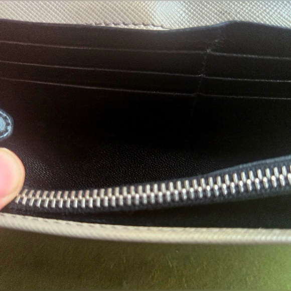 PRADA Like New With Box Saffiano Leather Long Wallet - Picture 4 of 8